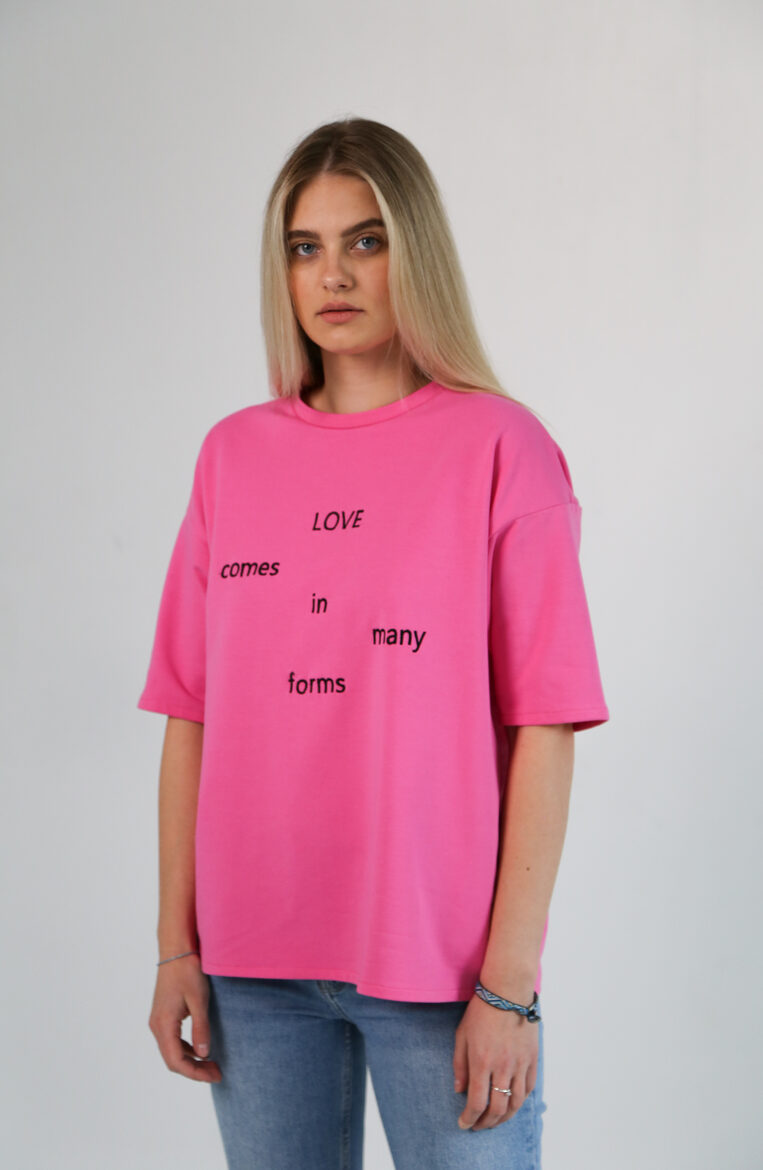 "Love comes in many forms" rožiniai marškinėliai
